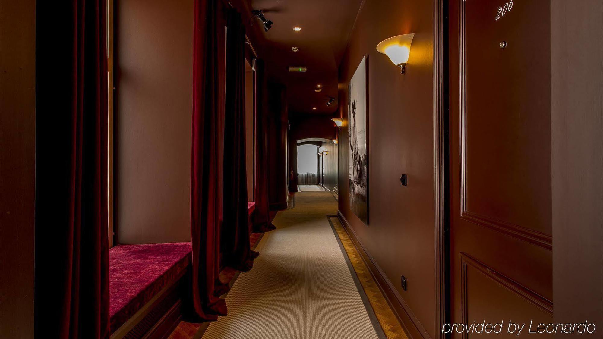 St. Petersbourg Hotel - Small Luxury Hotels Of The World Tallin Exterior foto